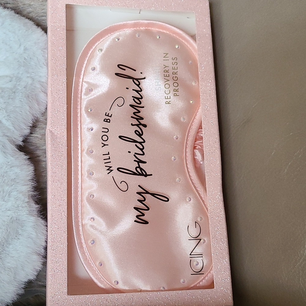 SLEEPING MASK - Picture 2 of 7